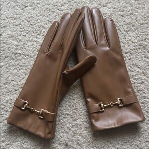 Vince Camuto Women’s Faux Leather Lined Tech Gloves in Carmel